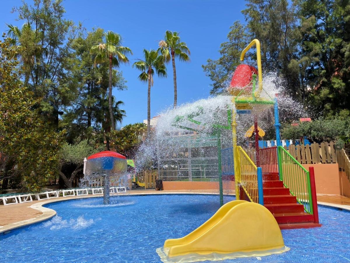 Aparthotel Sunclub Salou Ngoại thất bức ảnh